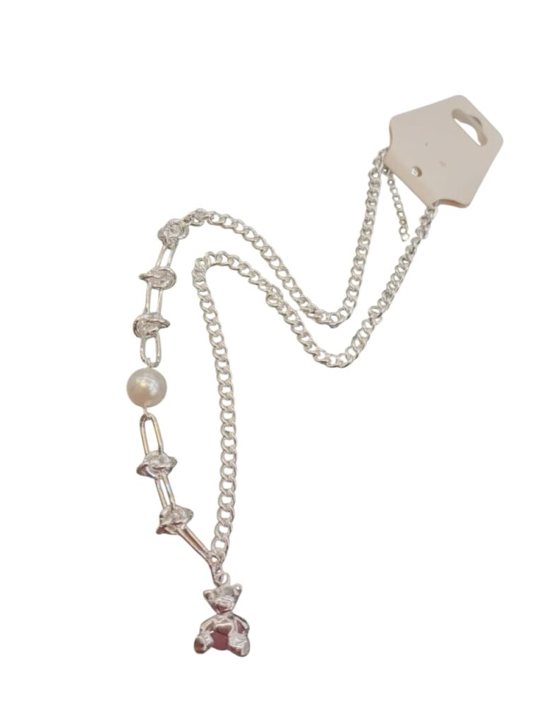 cadena con dije de osito en acero blanco