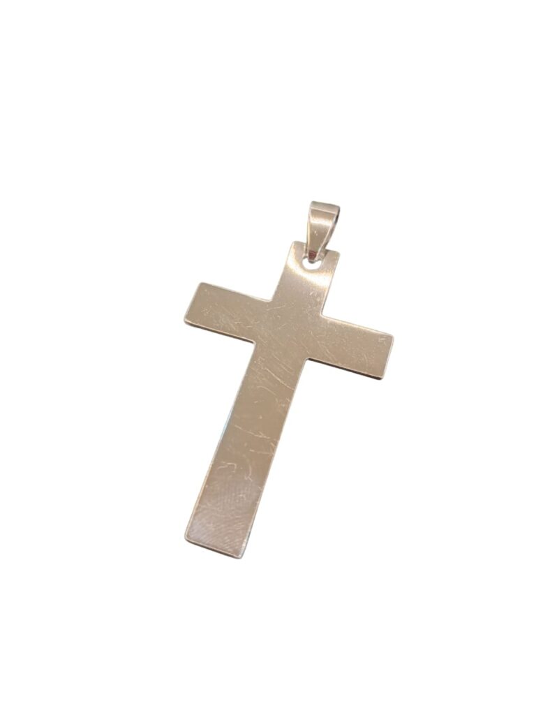 dije de cruz en acero blanco