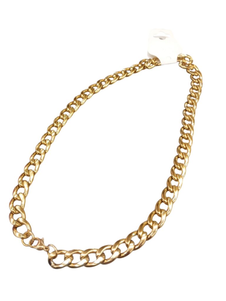 Cadena de acero dorado
