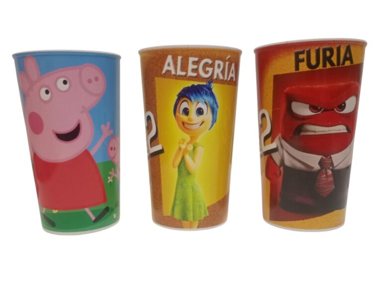 Vasos de niño con diseños y bombilla - Imagen 3