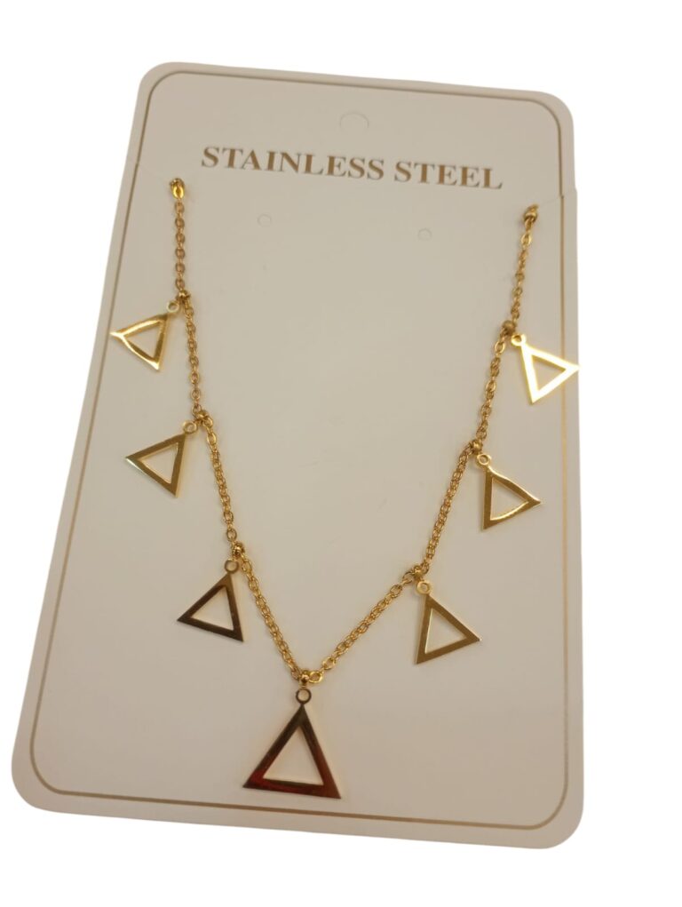 Collares con dijes diferentes modelos en acero dorado - Imagen 2