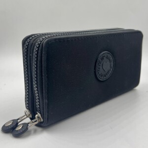 BILLETERA DOBLE CIERRE LISA NEGRA