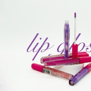 LIP GLOSS