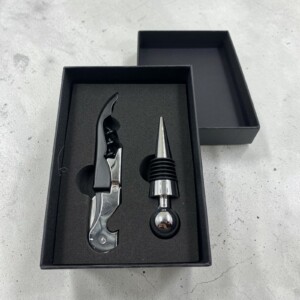 SET ABRIDOR VINO EN ESTUCHE NEGRO