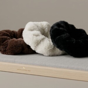 COLINES SKUNCY PELUCHE