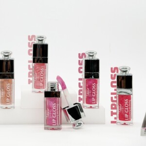 LIP GLOSS